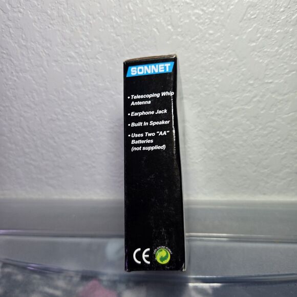 Sonnet AM FM Slim Pocket Radio R-186 Telescope Antenna Earphone Jack NOS Blue - Picture 2 of 3